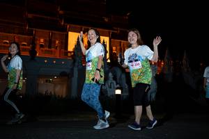 BIB: 166, 310
                            <button type="button" onclick="openModal(22280722)" class="btn btn-primary btn-sm float-right btn-popup" data-toggle="modal" data-target=".modal-high-quality">
                        <i class="fas fa-shopping-cart"></i> Add to Cart
                    </button>
                                            <button type="button" onclick="isThisMe(22280722, true)" class="btn btn-success btn-sm float-right btn-popup btn-isme hidden" data-toggle="tooltip" data-placement="bottom" title="นี่คือรูปของคุณใช่ไหม คลิกที่นี่เพื่อเอาเข้าอัลบั้ม">
                        <i class="fas fa-plus"></i> Add to album
                    </button>
                    <button type="button" onclick="isThisMe(22280722, false)" class="btn btn-warning btn-sm float-right btn-popup btn-isnotme hidden">
                        <i class="fas fa-ban"></i> Remove from album
                    </button>